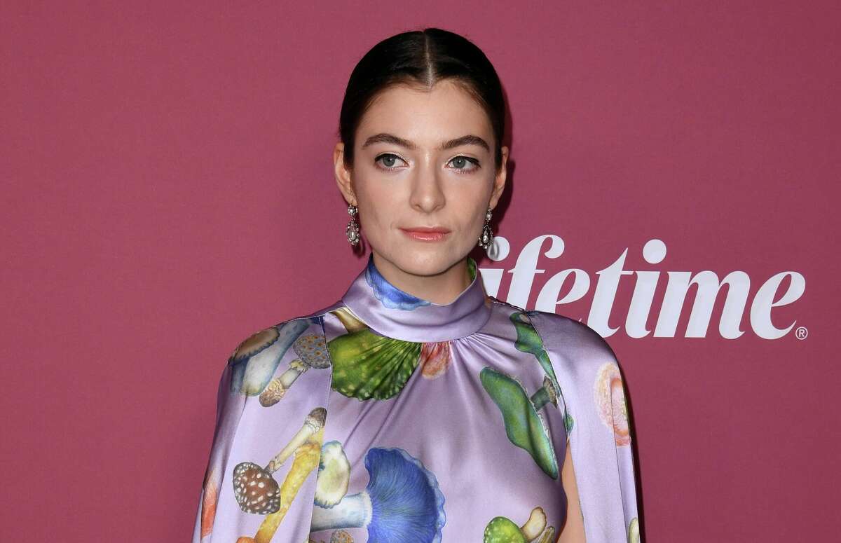 Lorde attends Variety's Power Of Women at Wallis Annenberg Center for the Performing Arts on September 30, 2021 in Beverly Hills, California.