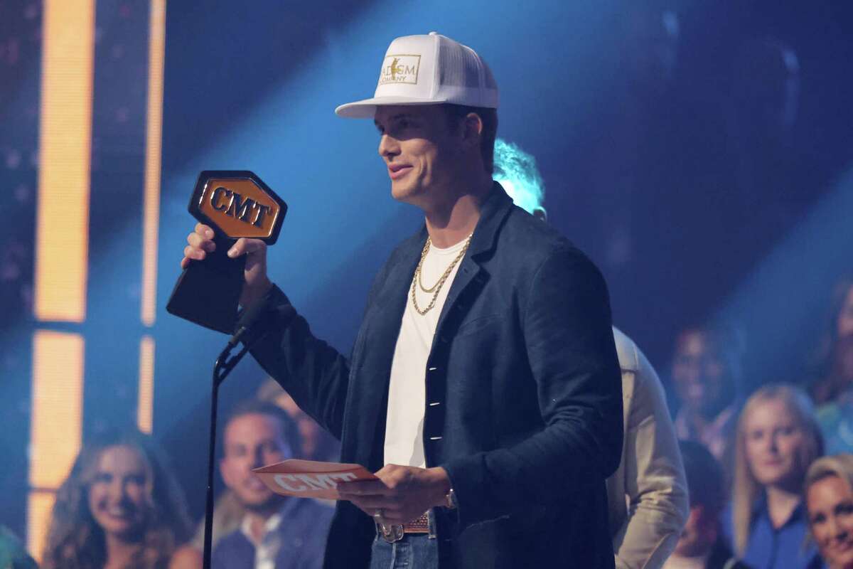 Parker McCollum accepts the Breakthrough Video of the Year award for ‘To Be Loved by You’ at the 2022 CMT Music Awards at Nashville Municipal Auditorium on April 11, 2022 in Nashville, Tennessee.