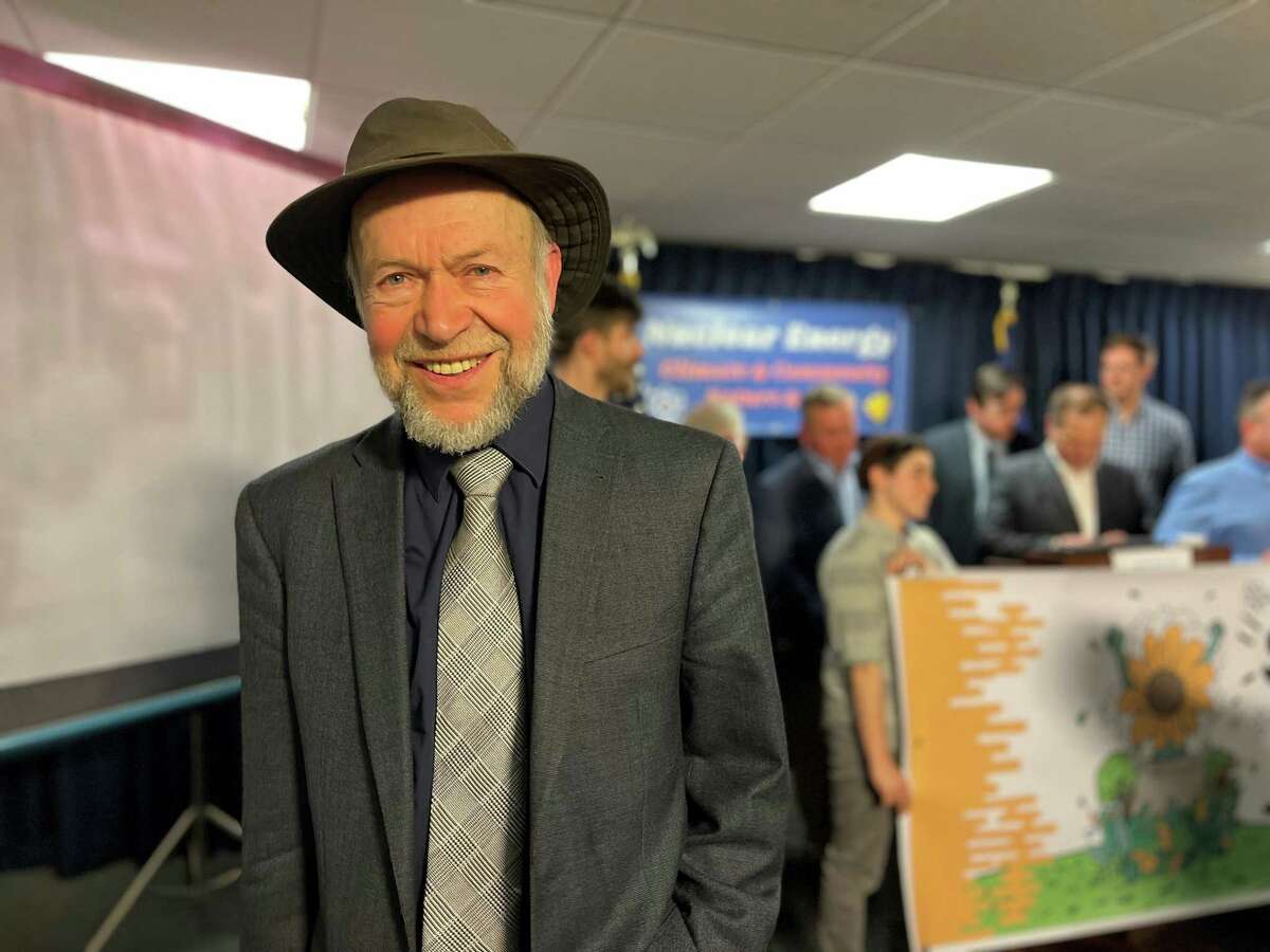 A group of nuclear power advocates including James Hansen, a former director at NASA's Goddard Institute, are asking New York's Climate Action Council to include nuclear as a clean energy source to achieve zero emissions electric state by 2040.