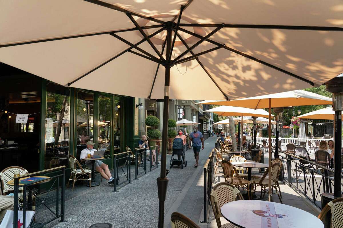 New restaurants are opening at Santana Row in San Jose, the result of a concerted effort to upgrade the mall’s dining scene.