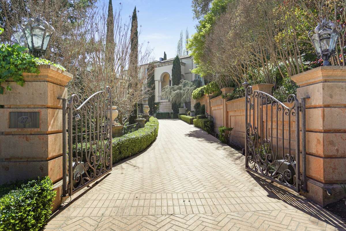 The Ross mansion of a former tech billionaire was listed for $9 million after foreclosure. It had previously been listed at almost $23 million.