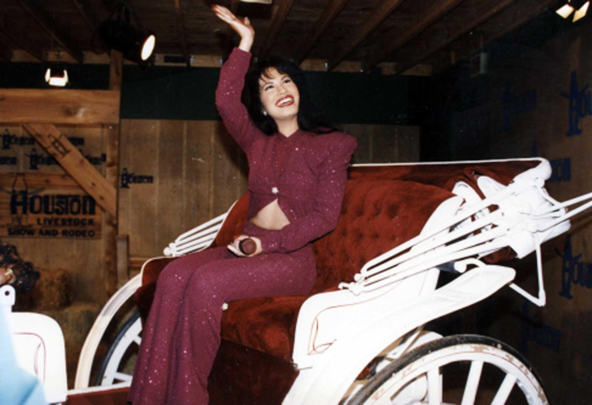 25 years ago Selena performed record-breaking rodeo concert at the Houston  Astrodome