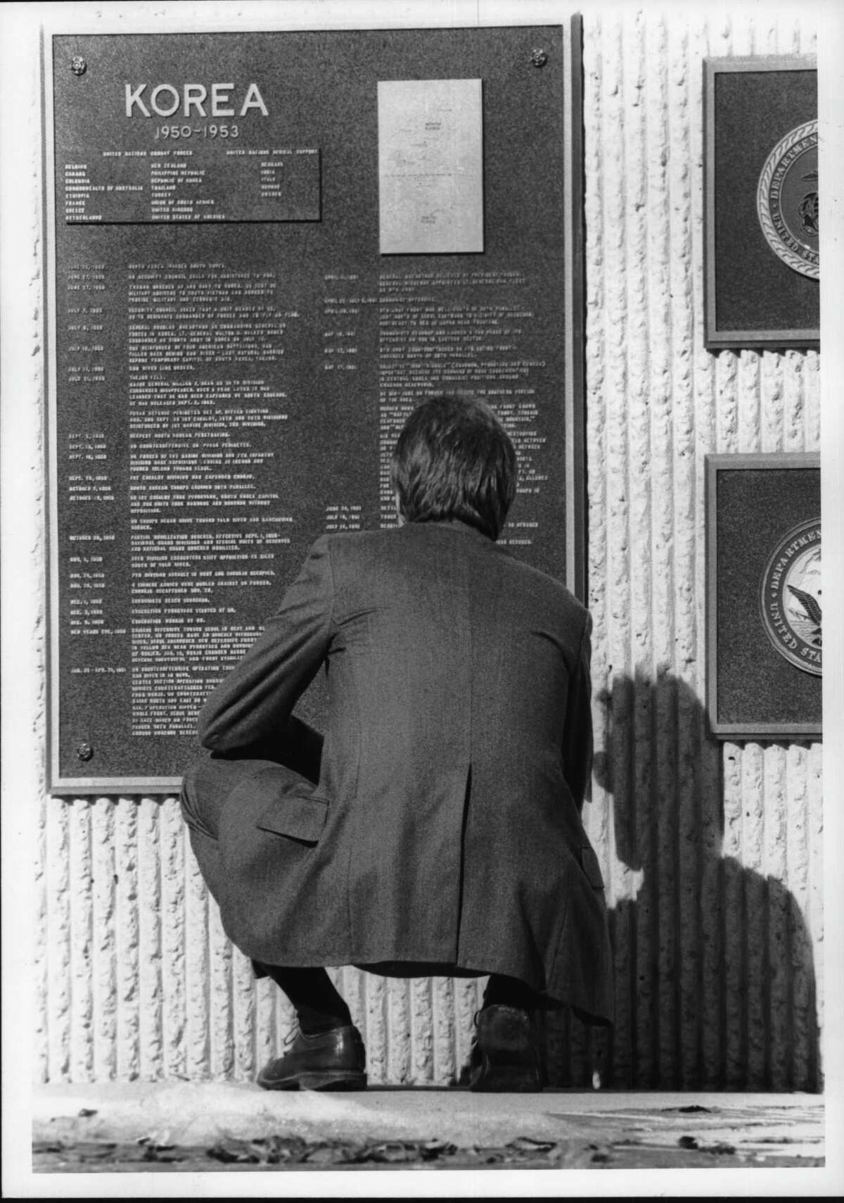 A Delmar contemplates the Korean War Memorial in downtown Albany in 1990.(Times Union archive)
