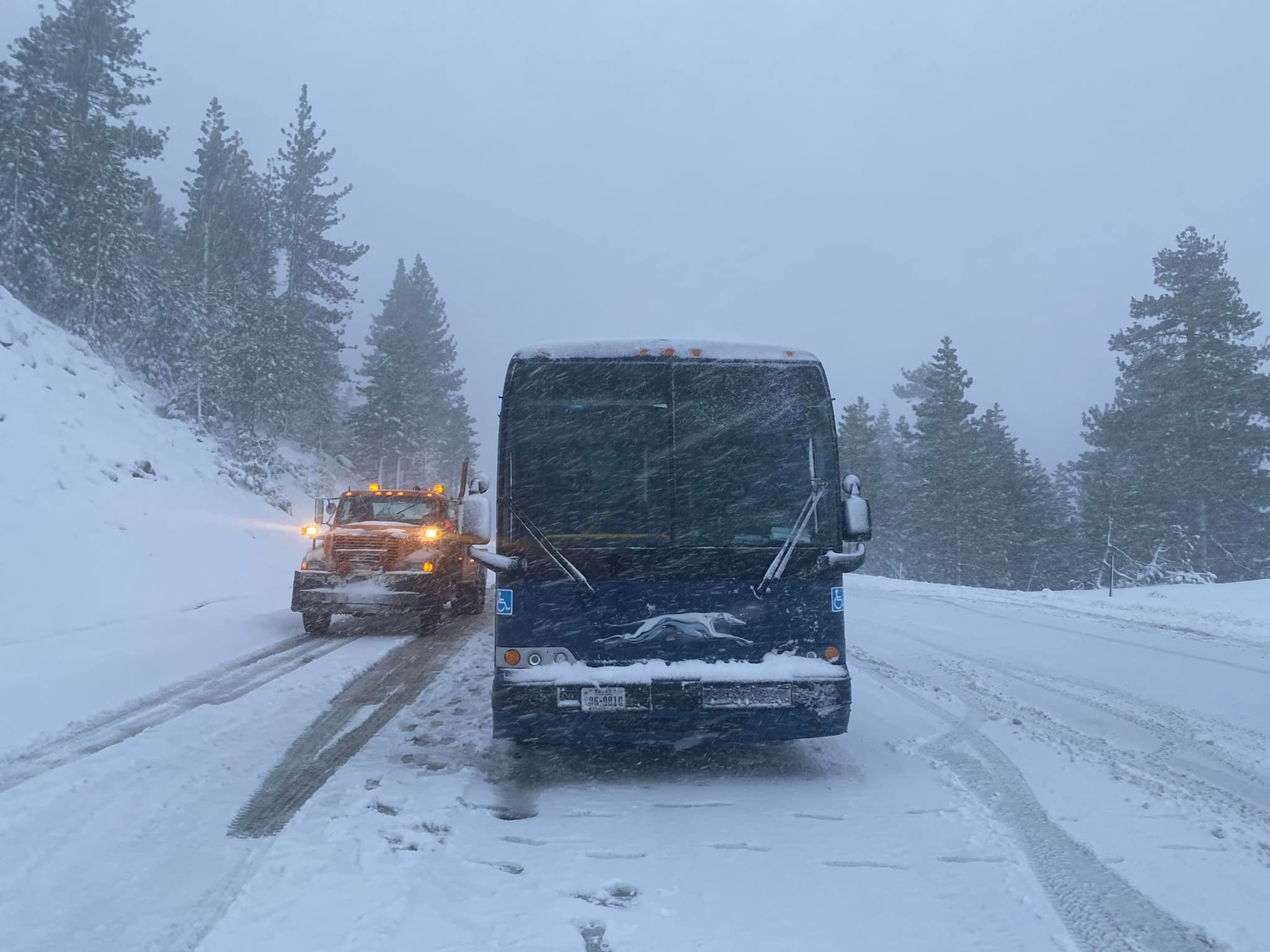 Massive Tahoe traffic jam caused by 'abandoned' bus, annoyed CHP says - SF Gate