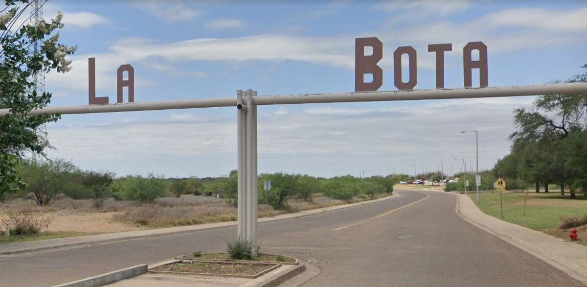 The entrance to La Bota Ranch along A F Muller Boulevard in Laredo, Texas.