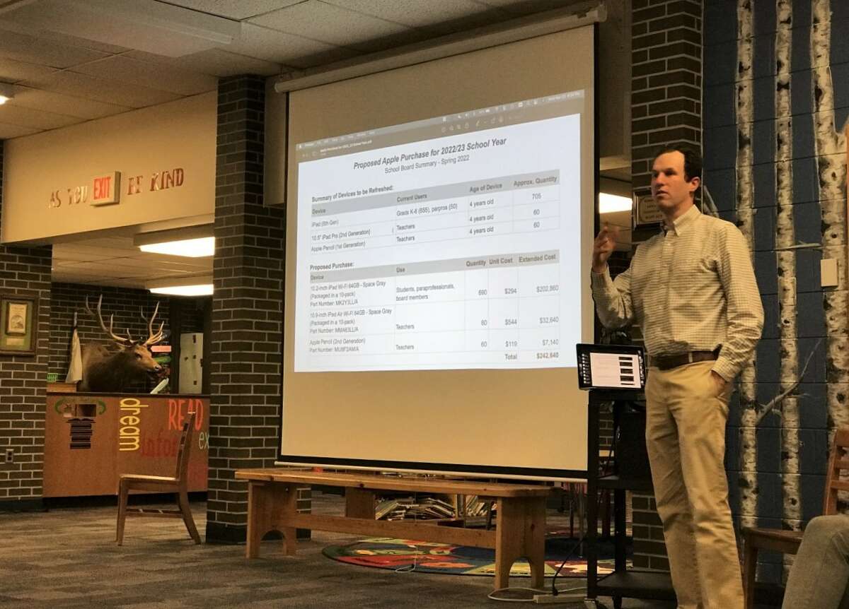 Ken Blakey-Shell, Manistee Area Public Schools director of technology, gives a presentation on March 29 regarding an upcoming purchase from Apple during a work study session at Kennedy Elementary School.