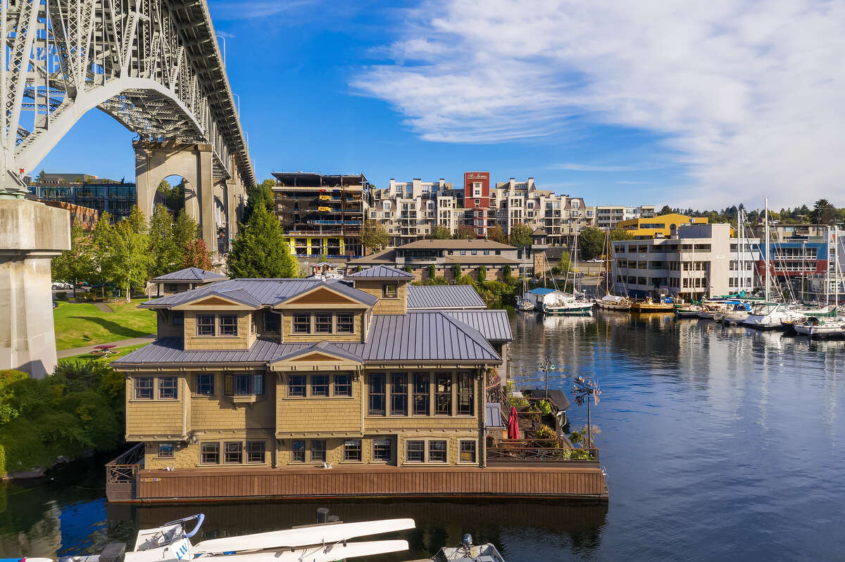 The Aurora Houseboat on Seattle's Lake Union has broken records by selling for $3.6M this April. 