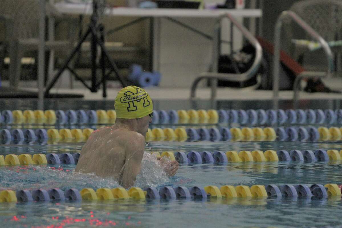 Manistee swim team shares accomplishments with school board