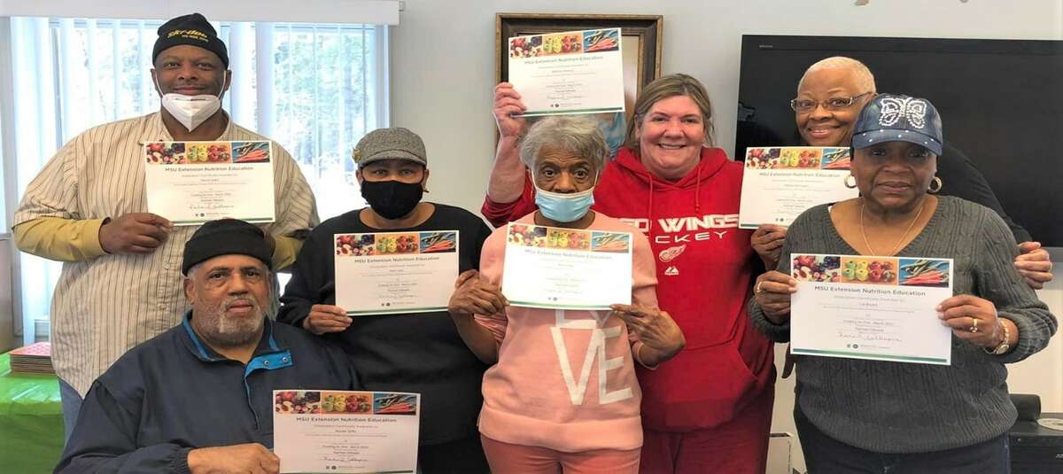 The Henrietta Senior Center is Baldwin recently hosted a six week Cooking for One class taught by MSU Extention Community Nutrition Instructor Rachael Gillespie.