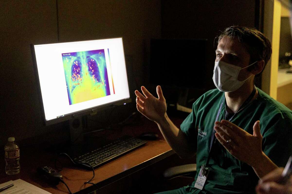 UT Health San Antonio ’s Dr. Kal Clark talks about how AI software collects eye-tracking data.