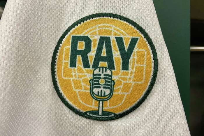 Oakland A's news: A's honour Ray Fosse at home opener - Athletics Nation