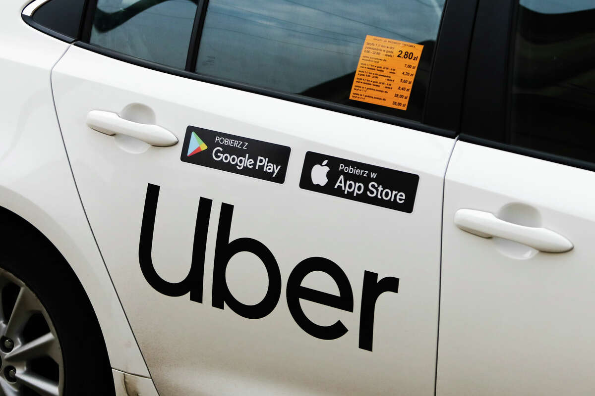 Rideshare service Uber and the Metropolitan Transit Authority of Harris County on Tuesday announced independently their decision to forgo mask requirements for passengers and drivers in vehicles. 