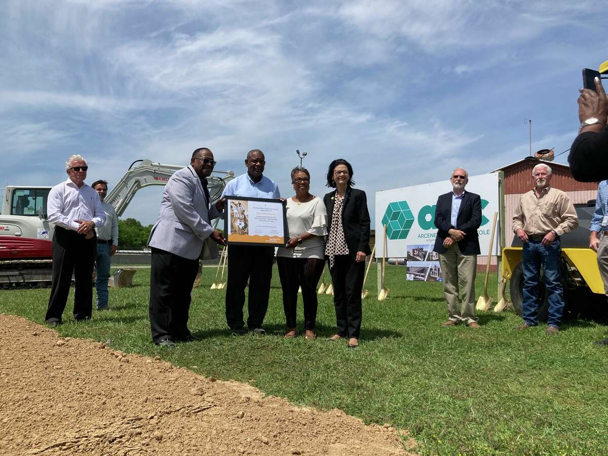 Today, the city of Port Arthur broke ground on renovating the wastewater treatment plant. Kathleen Kennedy of the Texas Water Development Board presented a plaque to the mayor in recognition of the day.