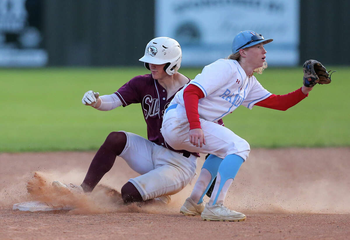 Gellner’s Pitching Keeps Lumberton’s Playoff Hopes Alive