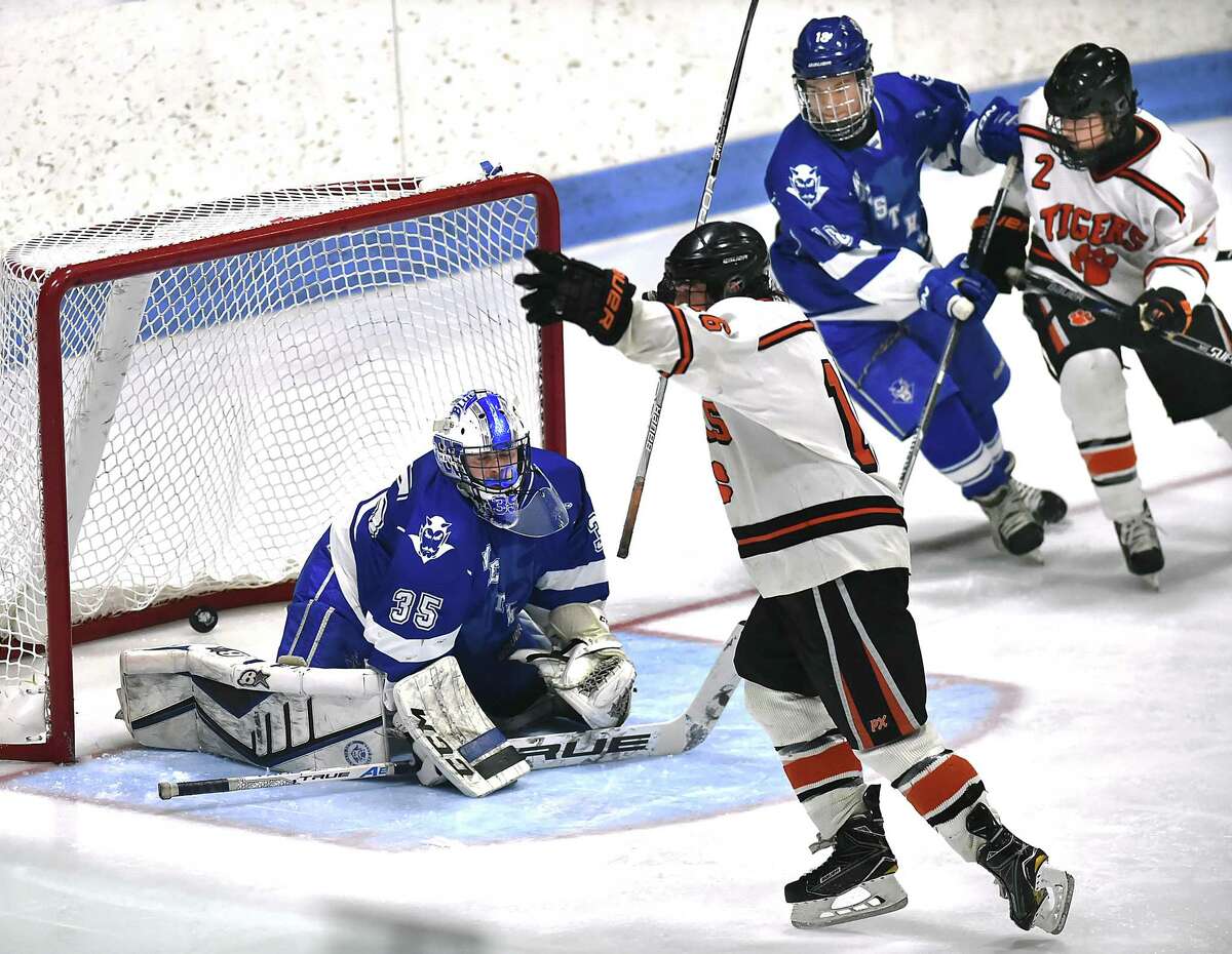 Ridgfield defeats West Haven, 5-1, in the CIAC Division I ice hockey semifinals, Friday, March 17, 2017, at Ingalls Rink, at Yale University in New Haven. (Catherine Avalone/New Haven Register)