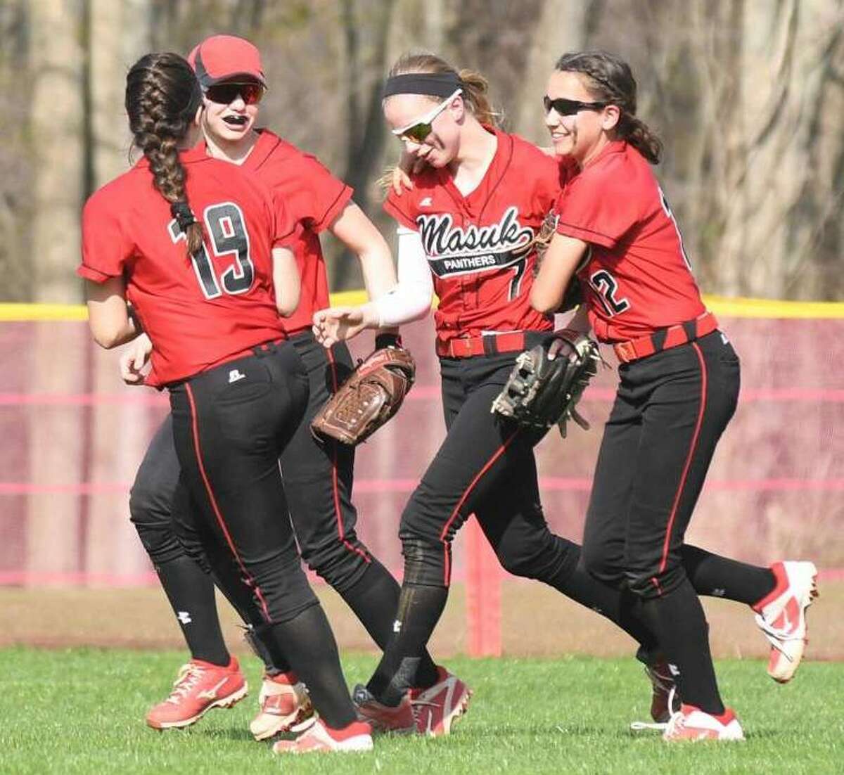 Griswold softball joins Medium Division race with win over Stonington