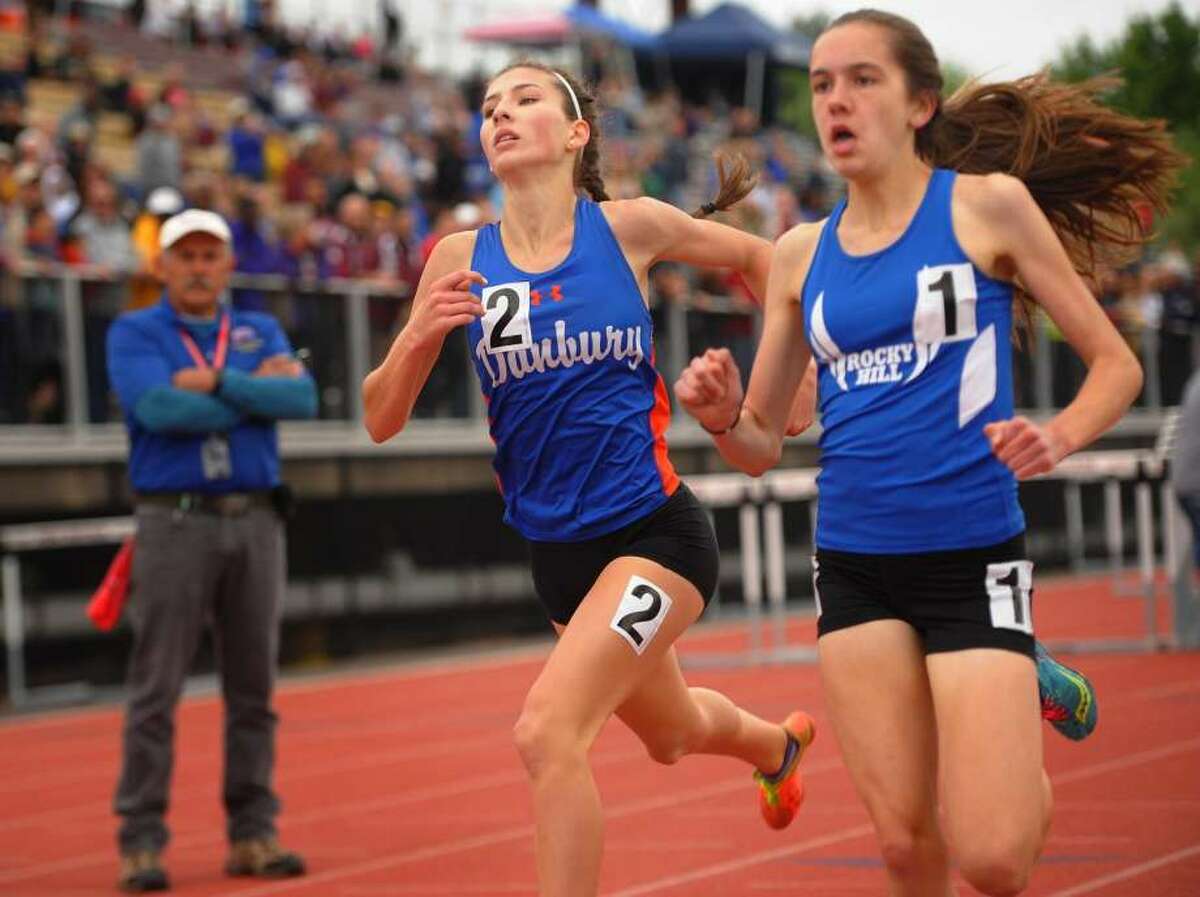Indoor Track: Bloomfield girls win eighth straight Class S title
