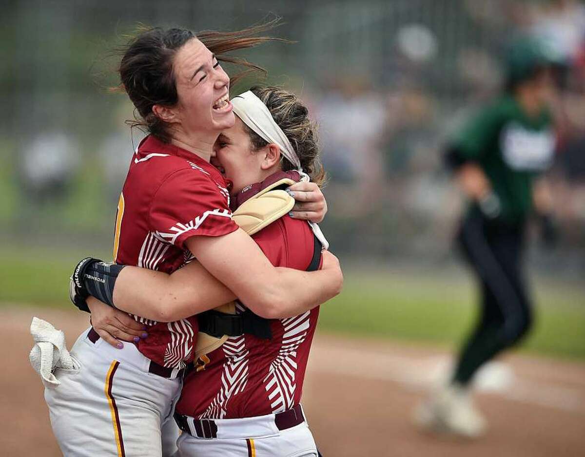 St. Joseph defeats Griswold 5-2 to win the Class M state softball championship, Saturday, June 9, 2018, at West Haven High School.