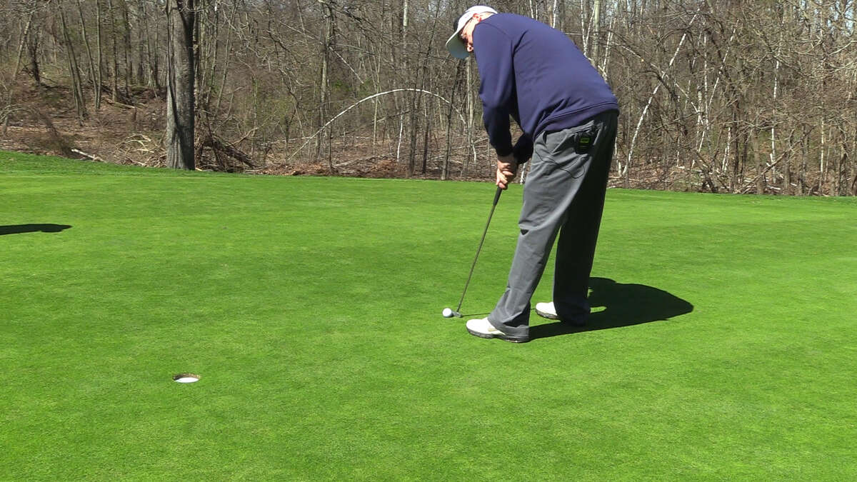 Watch GameTimeCT’s Joe Morelli faces off against Xavier’s Chris Fosdick