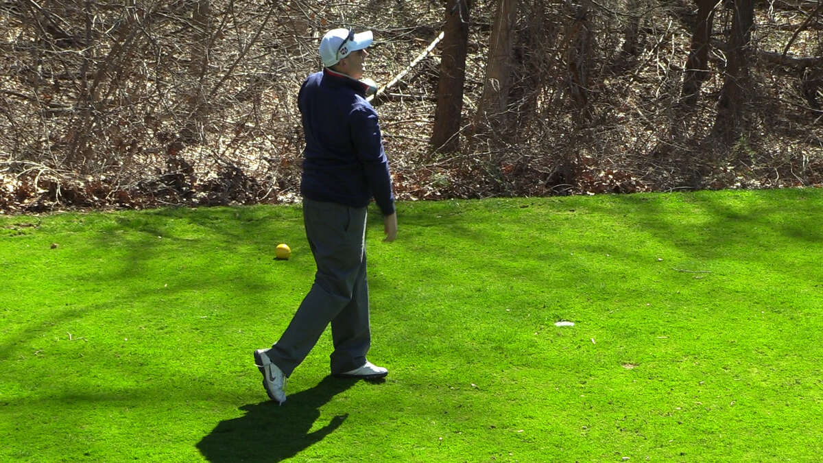 Watch GameTimeCT’s Joe Morelli faces off against Xavier’s Chris Fosdick