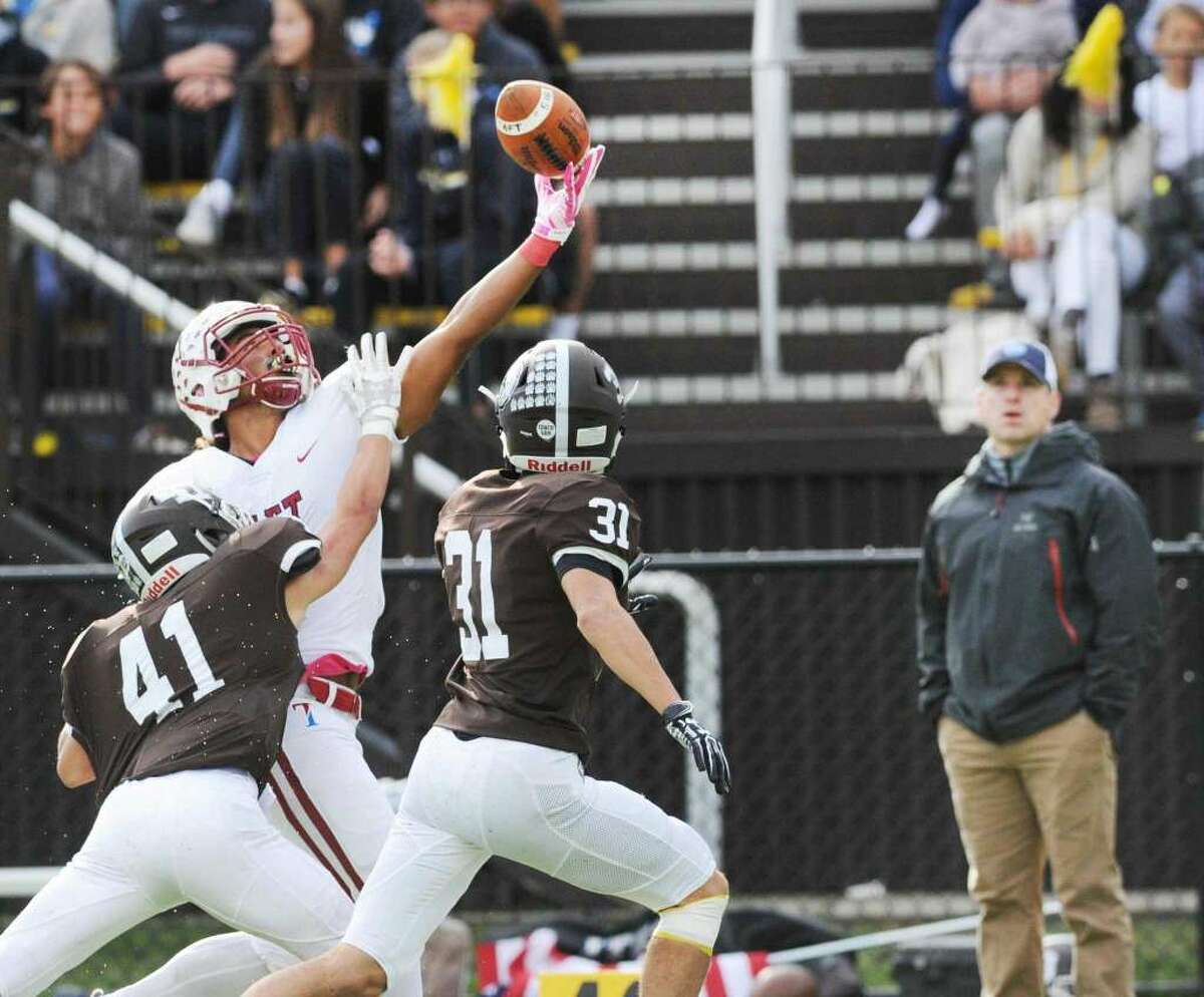 CT Semi-Pro Football Team Kicks Off Season on Saturday in Danbury