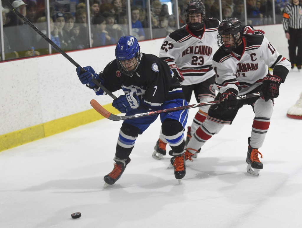 Tickets for FCIAC hockey final, No. 1 Darien vs. No. 3 New Canaan, sell