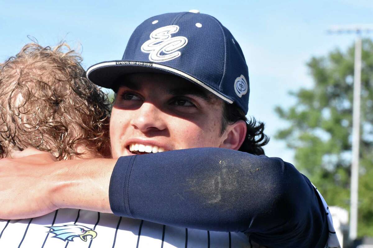 Mozzicato pitches East Catholic to first CIAC baseball title since 1997, beats Northwestern