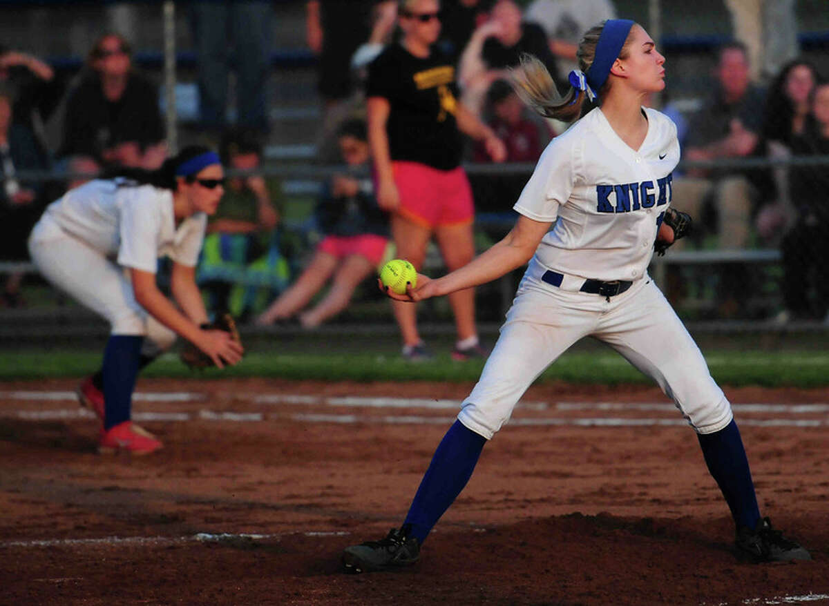 Southington’s Kendra Friedt rears back to make a pitch during her team’s 8-0 victory over Hand in the Class L semifinals at West Haven. Friedt had 11 strikeouts. Photo Peter Hvizdak – Register