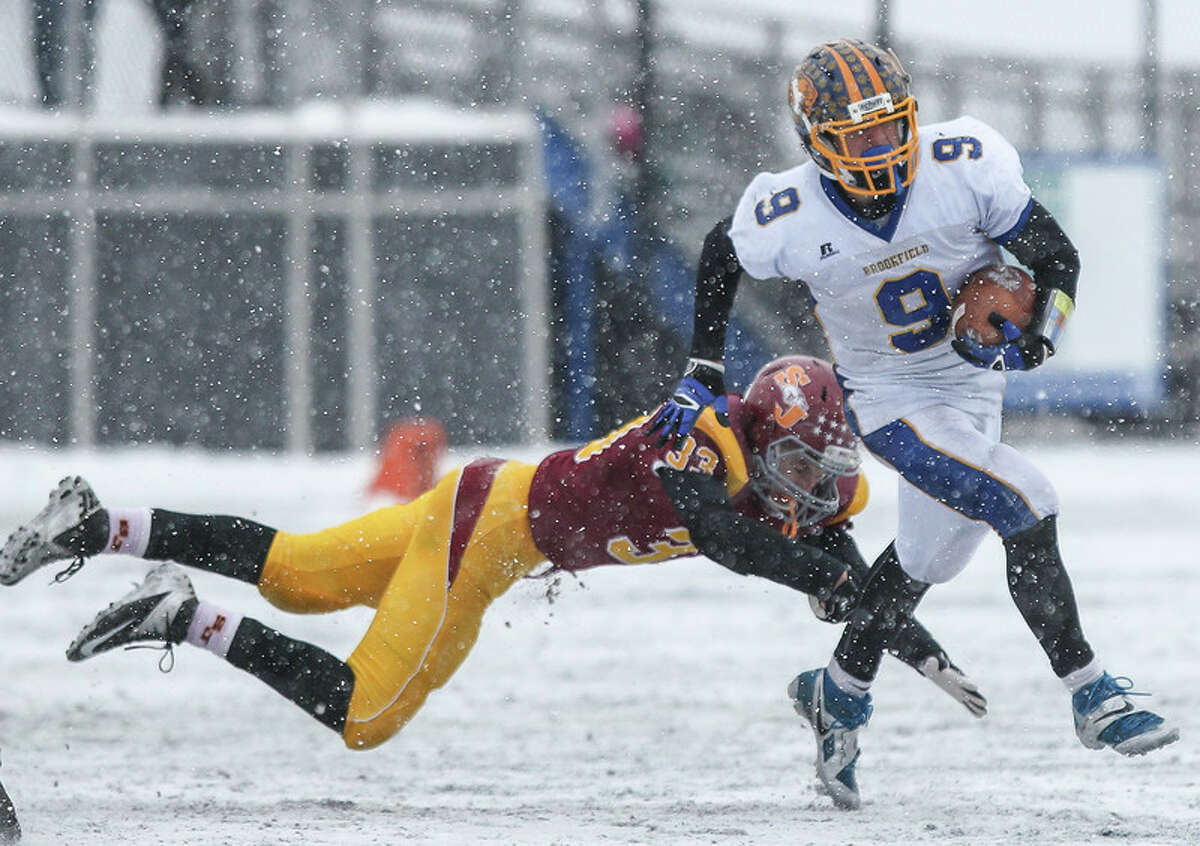 Brookfield all-state junior tailback/linebacker Bobby Drysdale is fast becoming one of the state’s best players (Photo by John Vanacore, for the Register)
