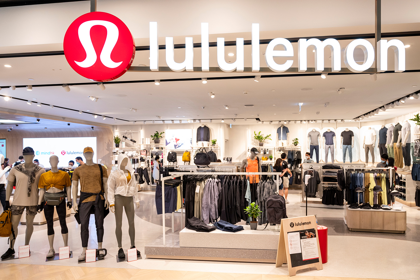 shop lululemon