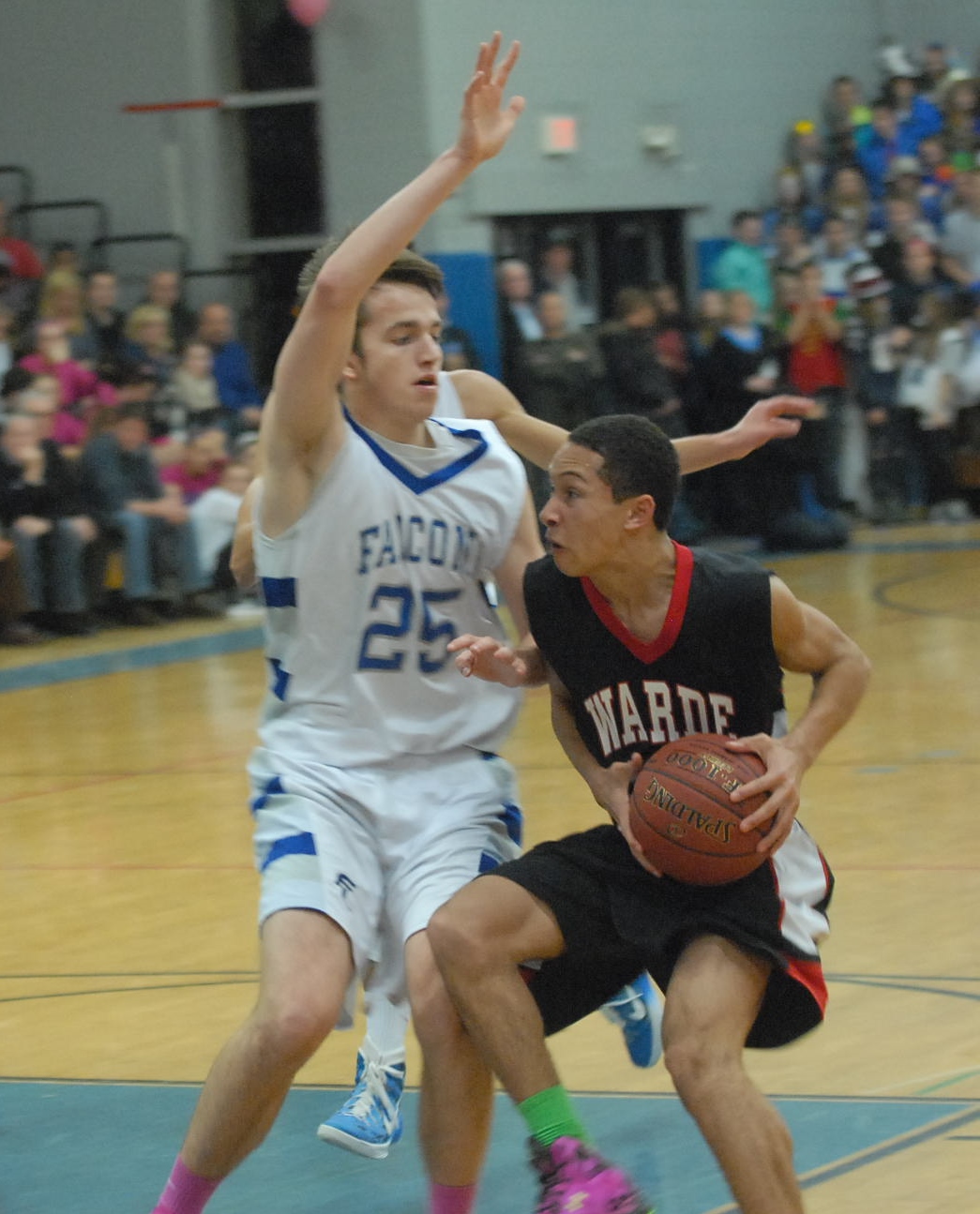 Boys basketball Consistent Ludlowe enjoying successful season