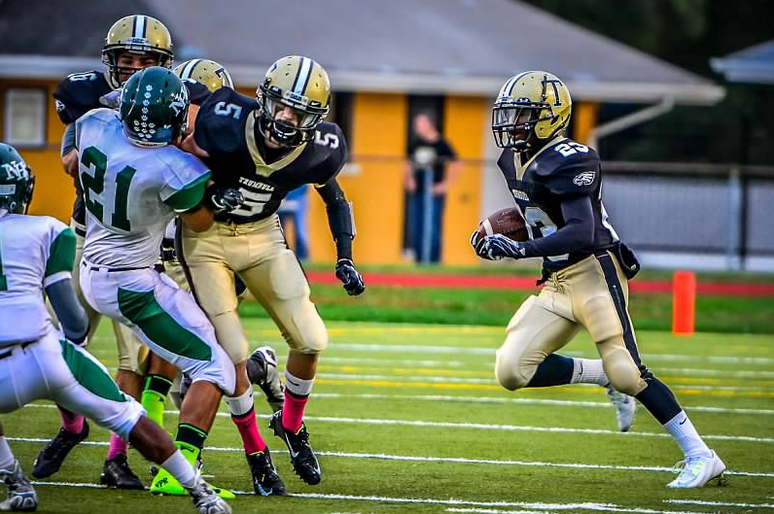 FCIAC Football 2015 Trumbull preview