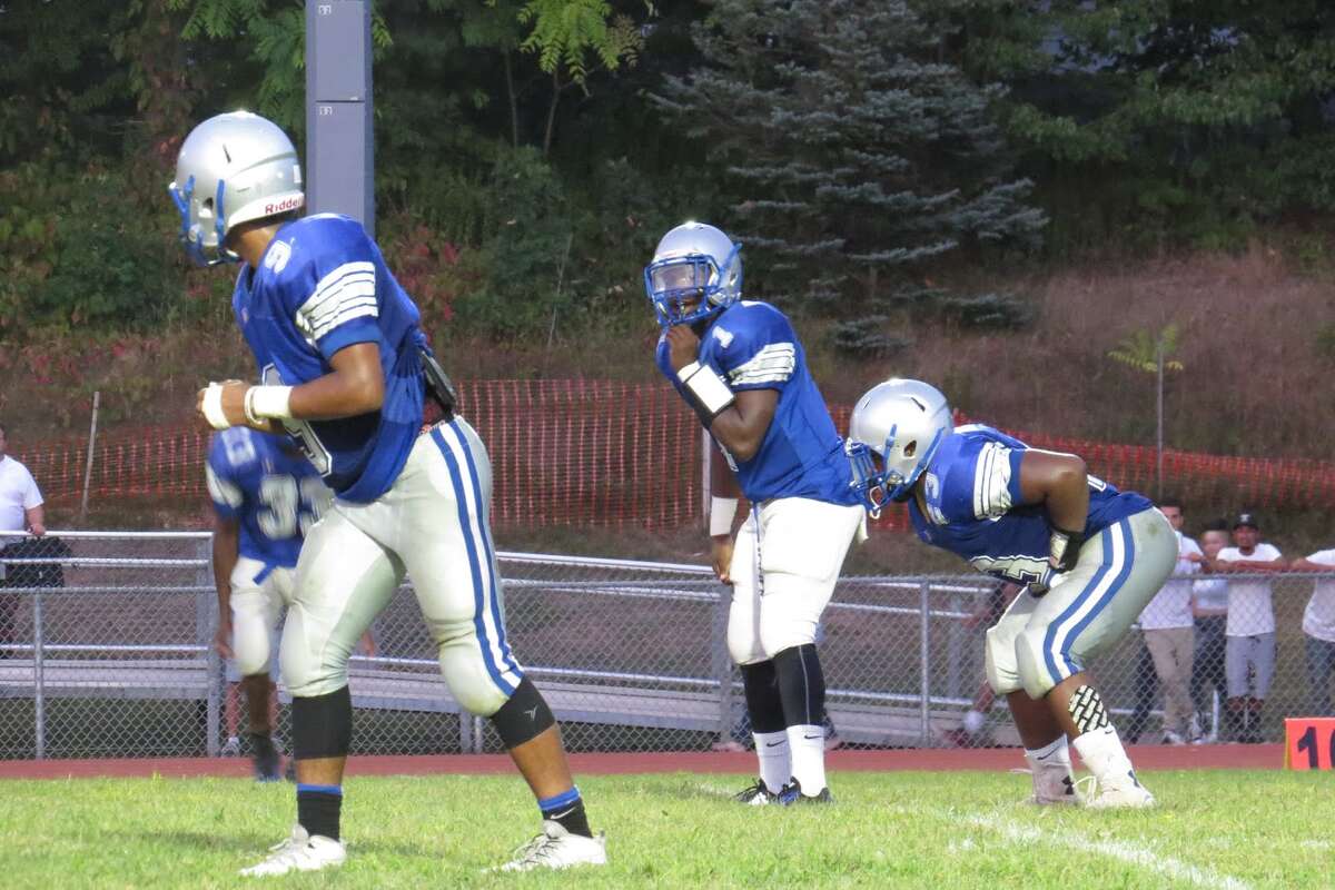 Bristol Eastern quarterback Alex Hunter (1) sees some action in a recent scrimmage.