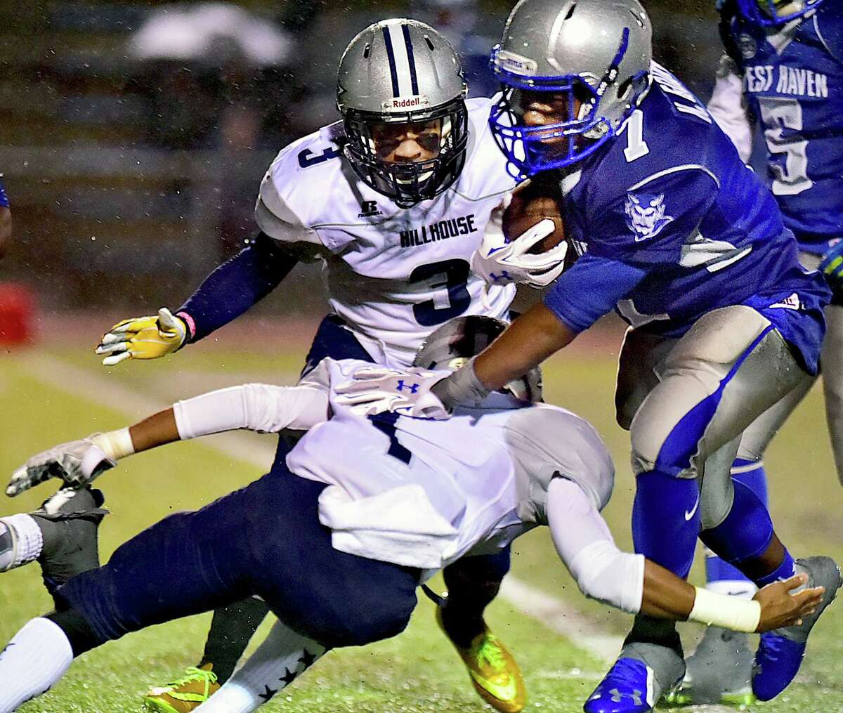 Football West Haven runs over Hillhouse