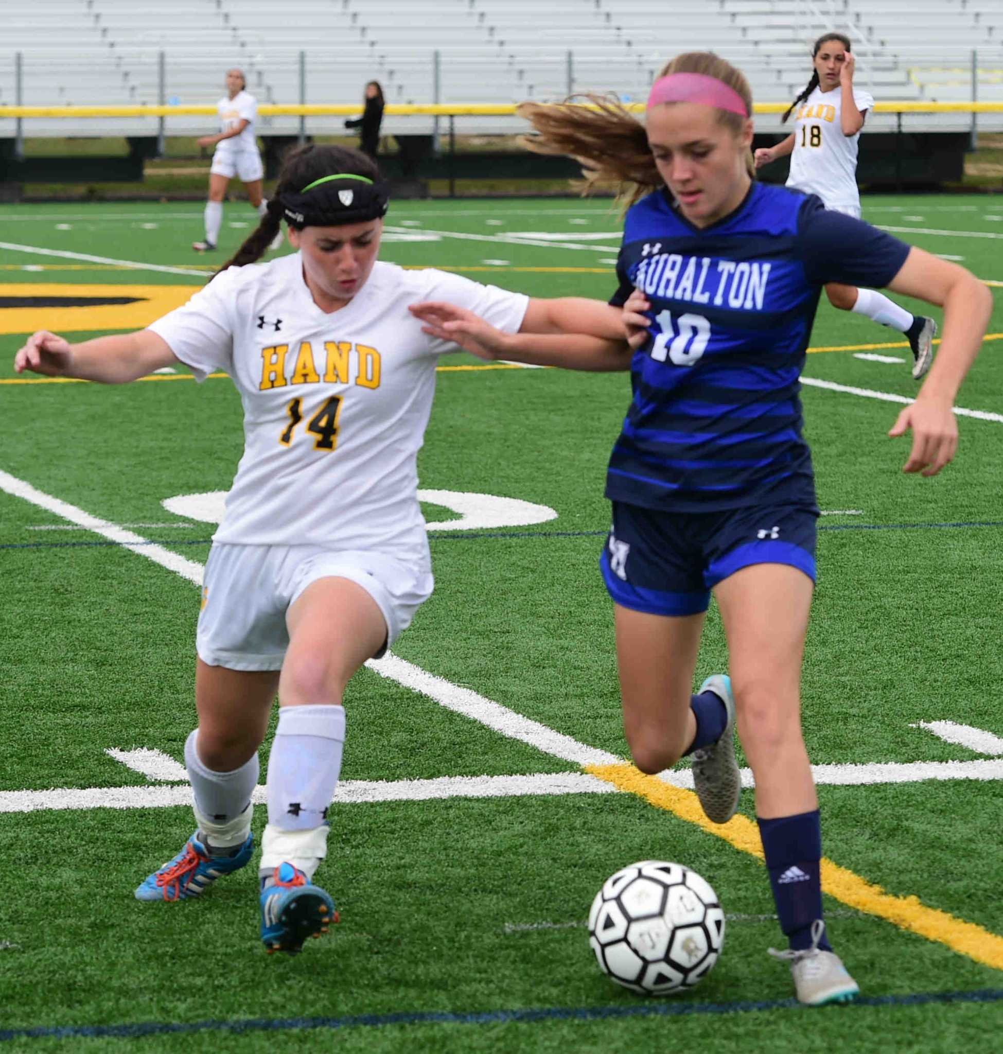 Girls soccer Lauralton Hall attempting to defend SCC Quinnipiac