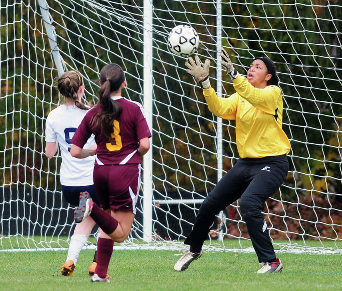 Joelle MarkAnthony makes a save during Sheehan’s penalty-kick victory over Lauralton Hall in the Class M girls soccer tournament. Photo by Arnold Gold/New Haven Register