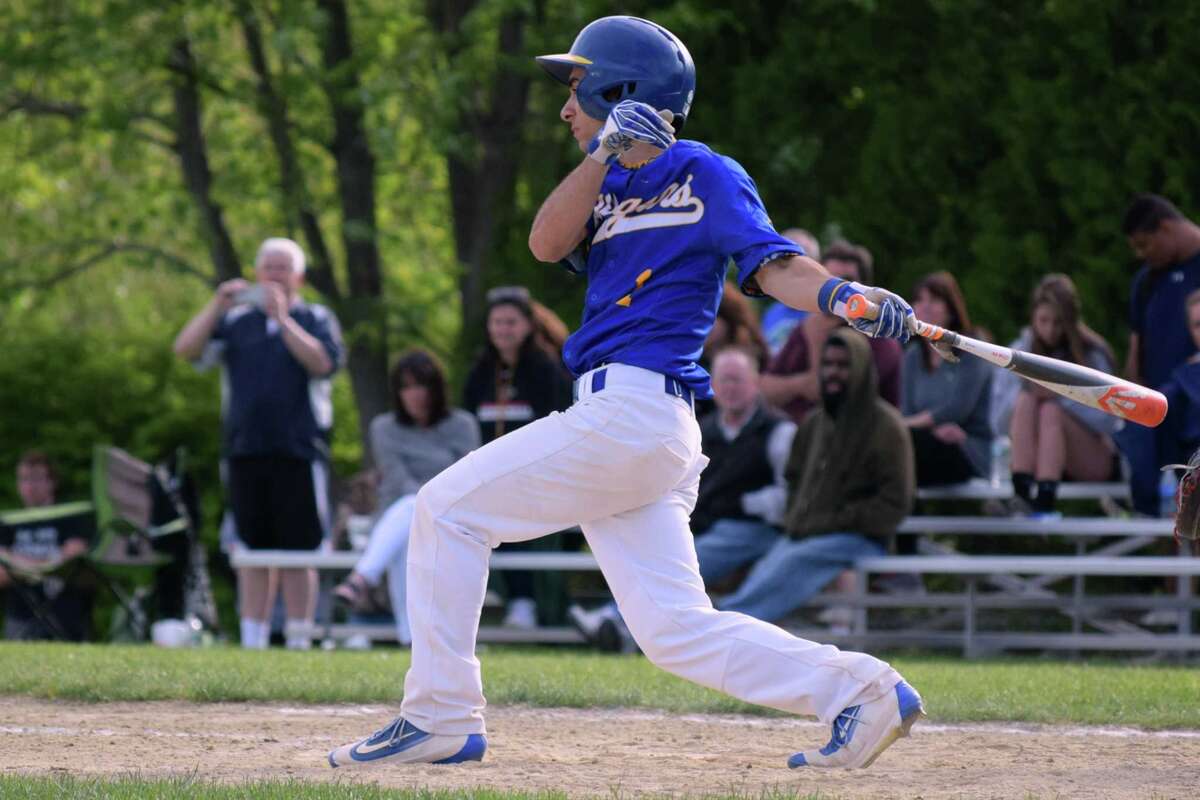 Baseball HaddamKillingworth refocuses, beats Cromwell in regular