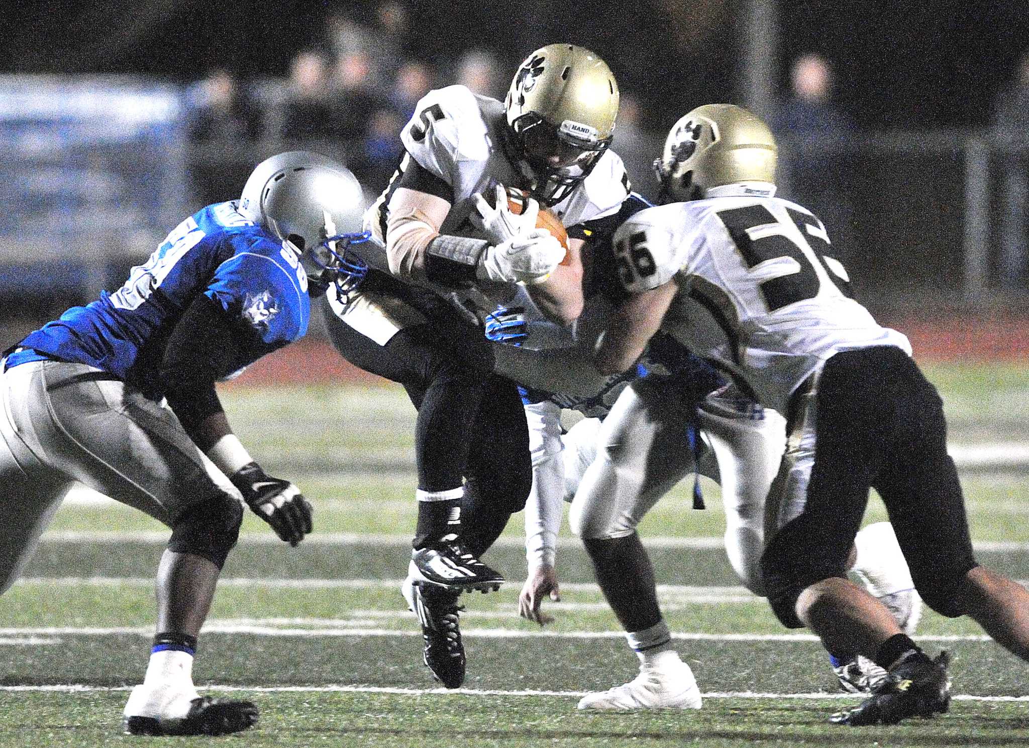 Norwich Free Academy earns playoff berth with win in Thanksgiving rivalry  game