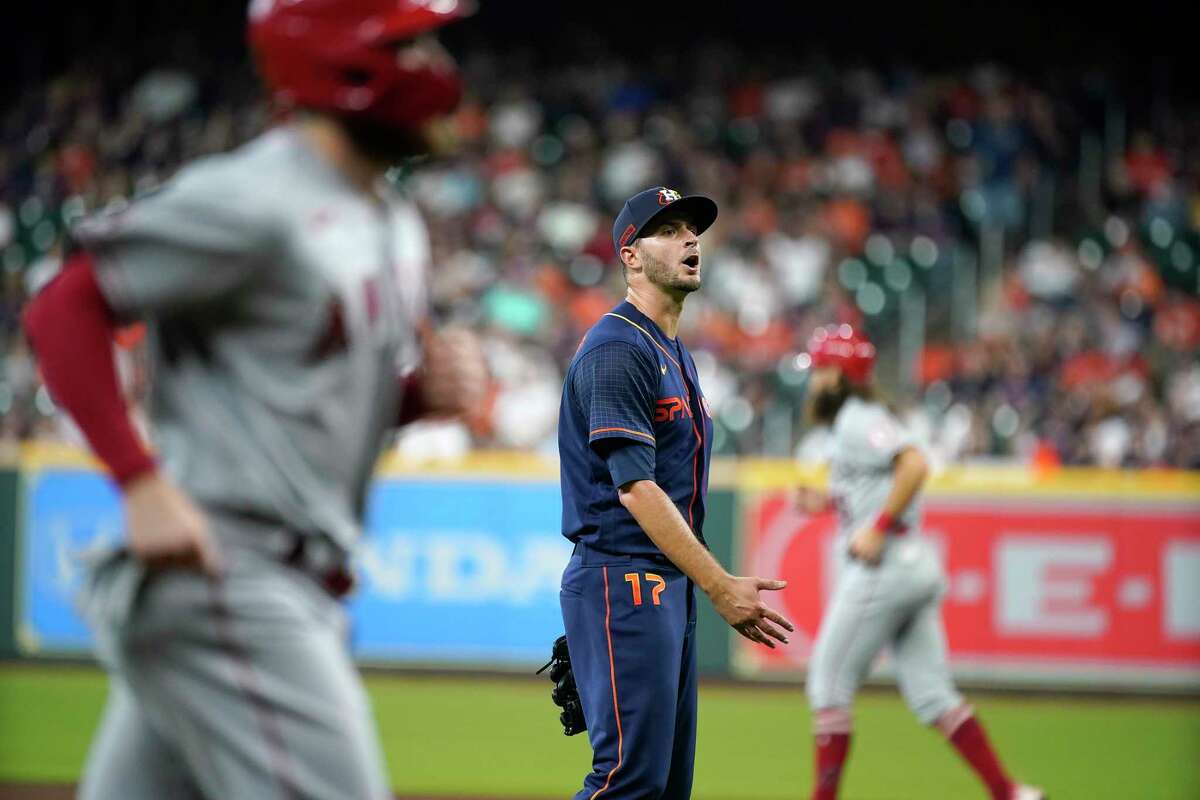 Runners advancing on walks was a regular sight in Jake Odorizzi's two-thirds of an inning Wednesday. But it won't be enough to pull him out of the Astros' rotation right now.
