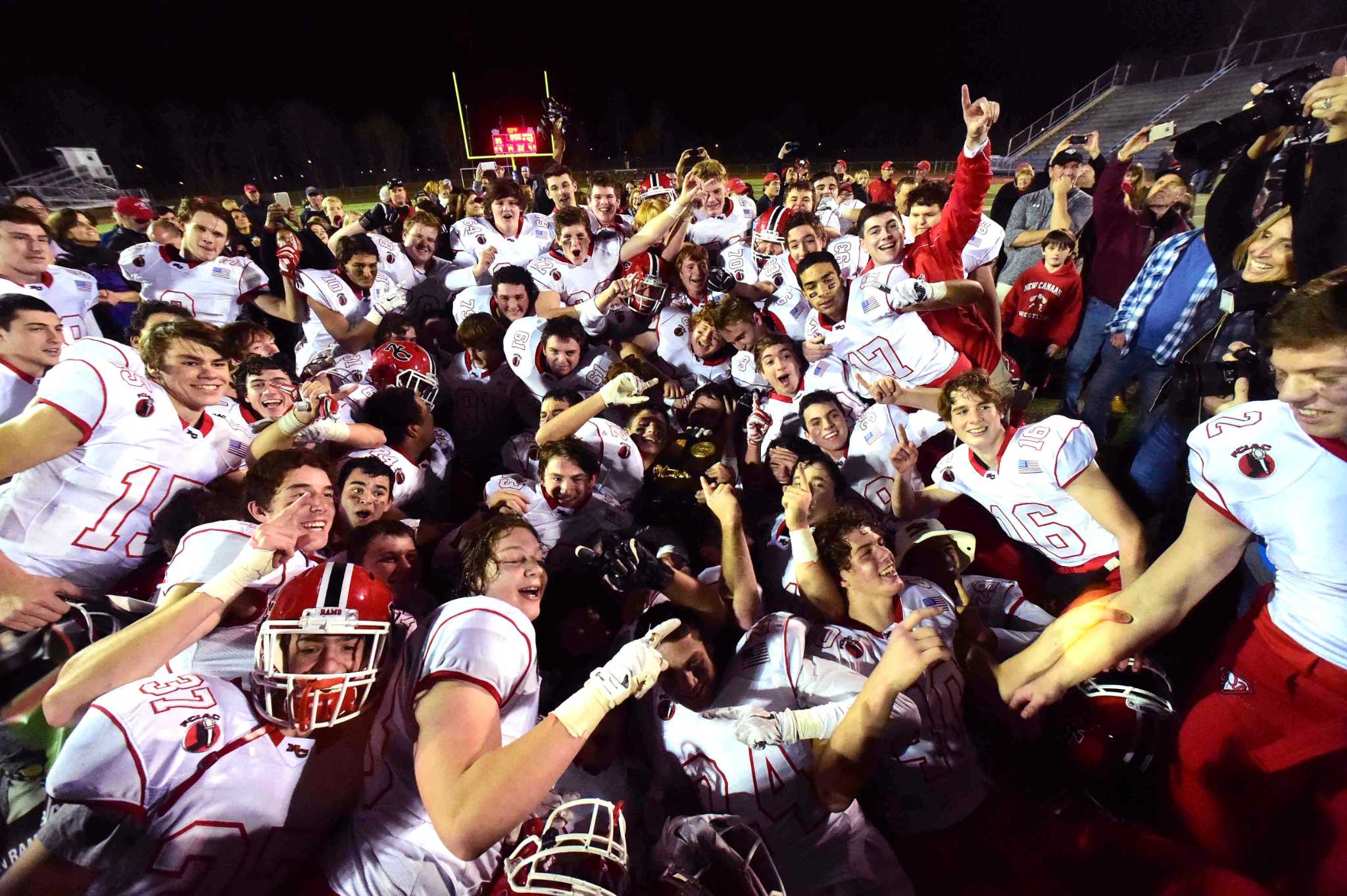 The 2016 CLASS L Football Championship New Canaan vs. Windsor