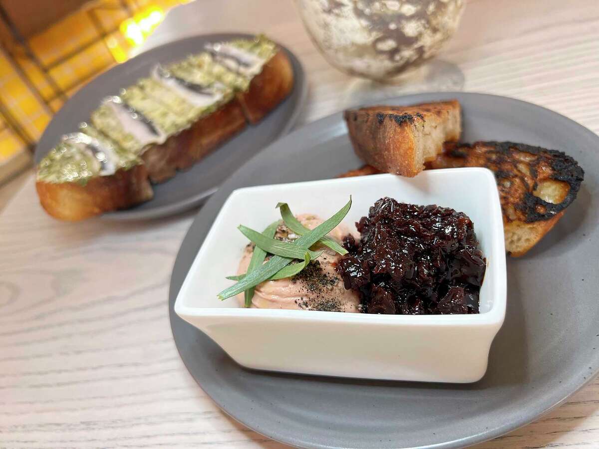 New Pearl spot Allora shoulders heavy weight of expectation