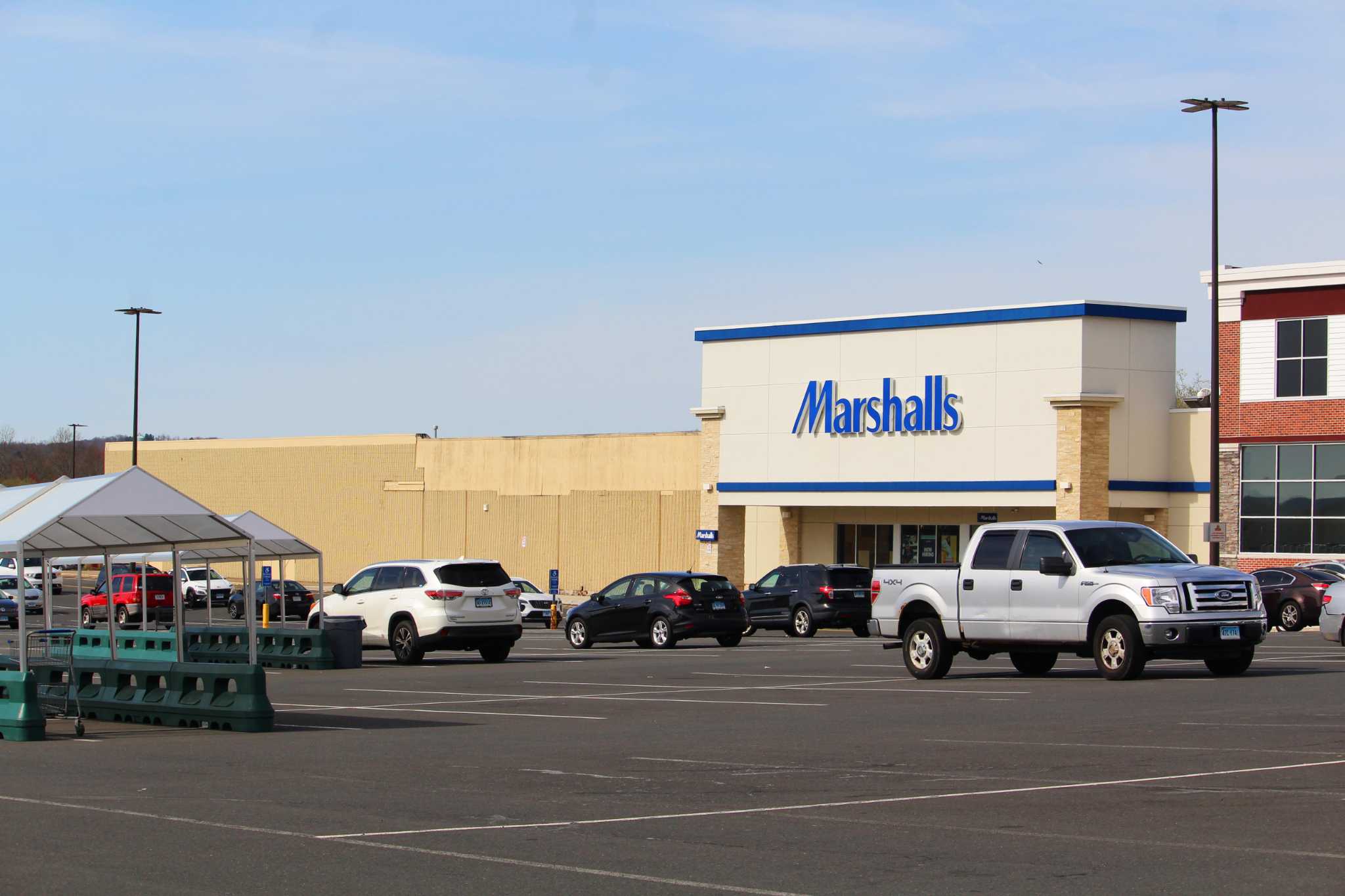 Burlington store to open in late fall at Cromwell Square shopping plaza - Vimarsana News