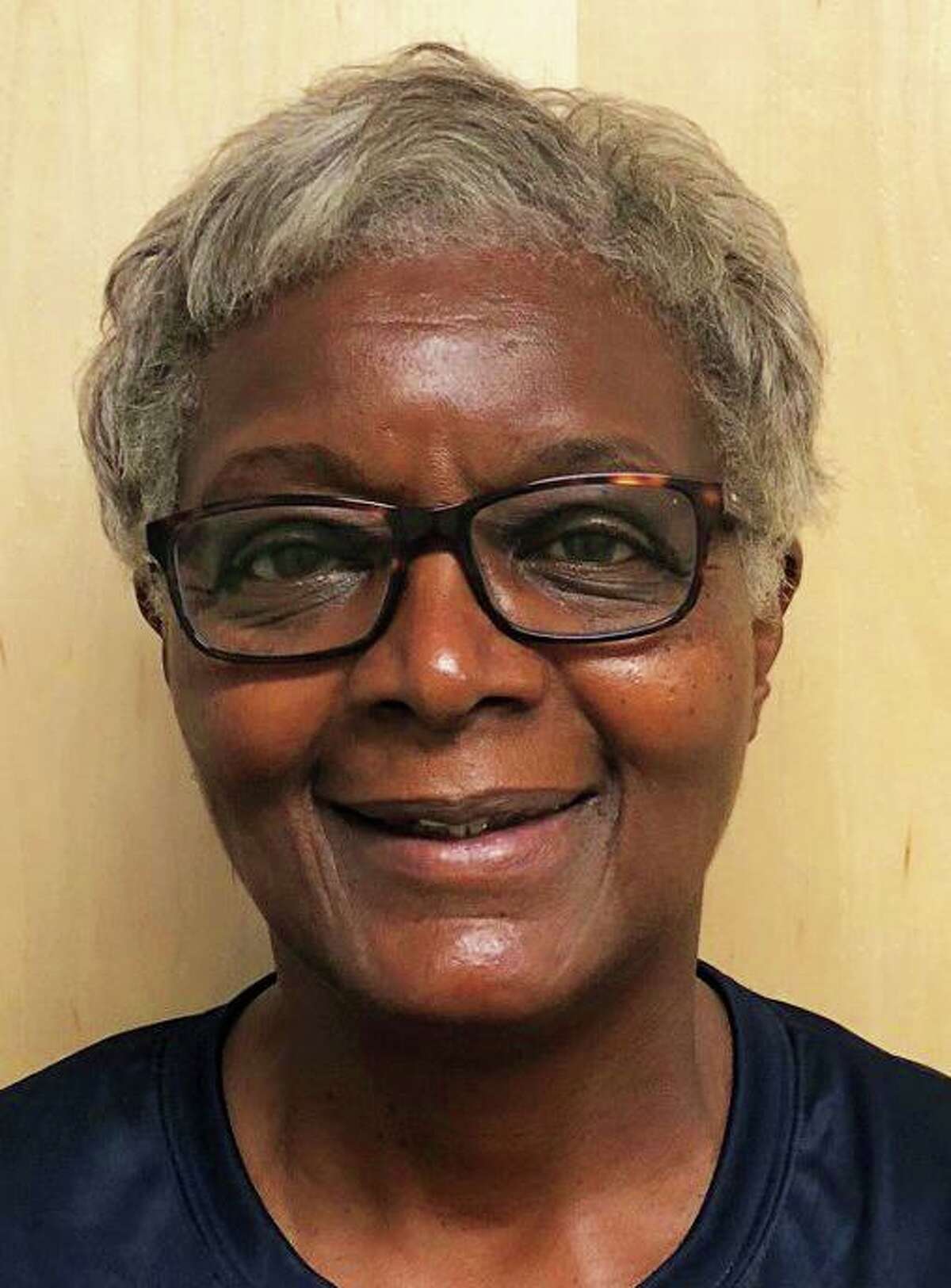 middletown-coach-trailblazer-for-women-s-track-wins-national-award