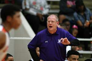 Lair Crawford named new boys basketball coach at Porter