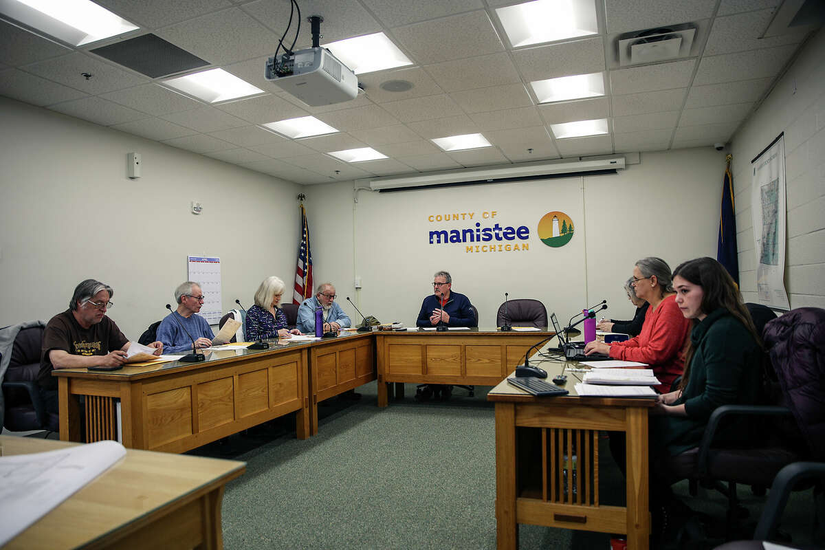 The city of Manistee Planning Commission held a special meeting Thursday to discuss approval of a special use permit-- with certain stipulations -- for building on 51 Ninth Street which will be a marijuana grow facility.