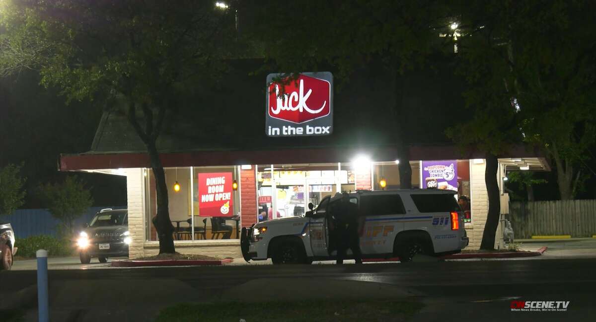 Harris County Sheriff's Office deputies respond to a shooting at an Aldine-area Jack in the Box on April 21, 2022.