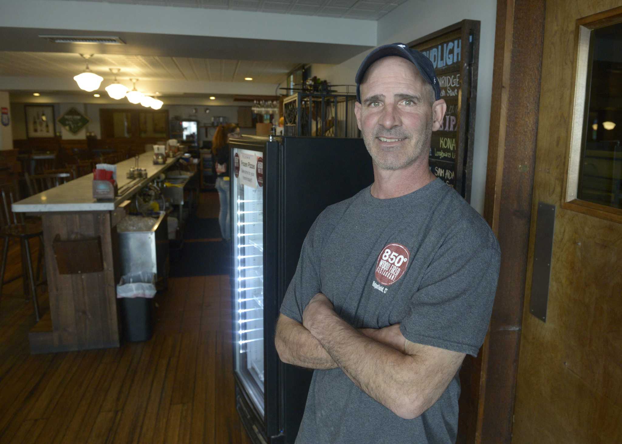This Ridgefield restaurant started selling frozen pizzas during COVID. Now, it's expanding - Vimarsana News