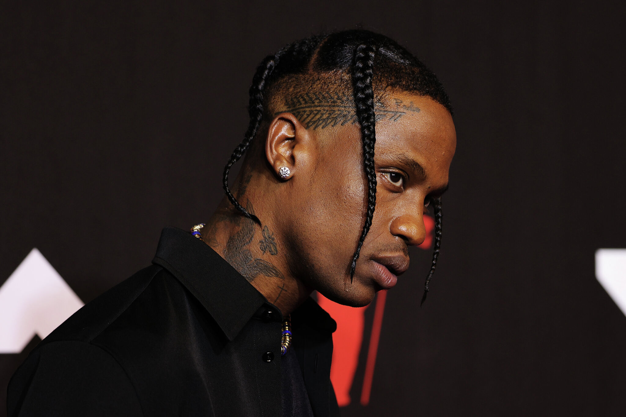 Travis Scott Spends Second Week at No. 1 With 'Utopia