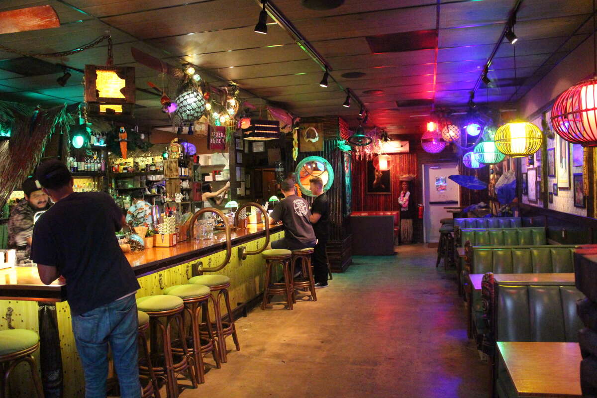 The ultimate guide to Houston's weird, cool and strange bars