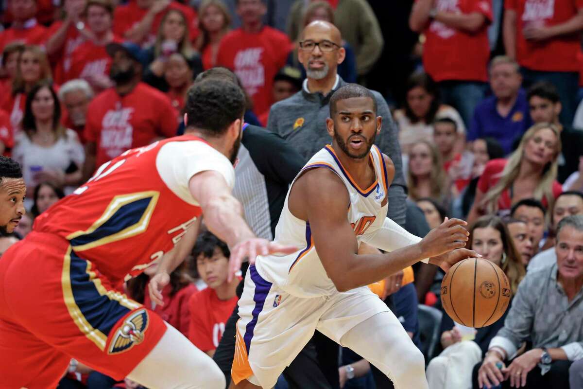 At a time when the NBA has become consumed with the idea that only shots at the rim and from beyond the arc make sense, Suns point guard Chris Paul remains a master of the midrange game.
